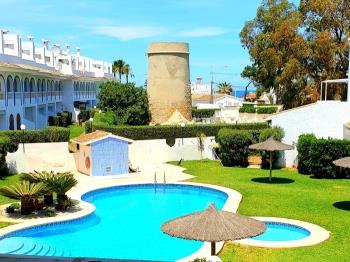 Apartamento Dúplex en primera Línea de playa - Apartamento en Dénia