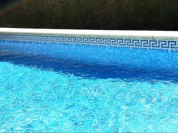 Planta baja en urbanización con piscina. LA VELA - Apartamento en Dénia
